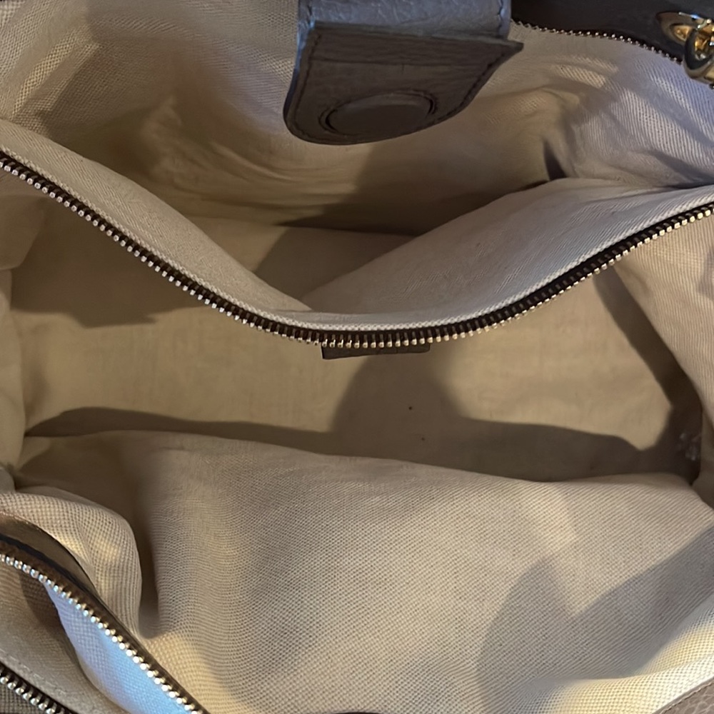 Gucci Large Bamboo Shopper Leather Tote Bag - Picture 9 of 17